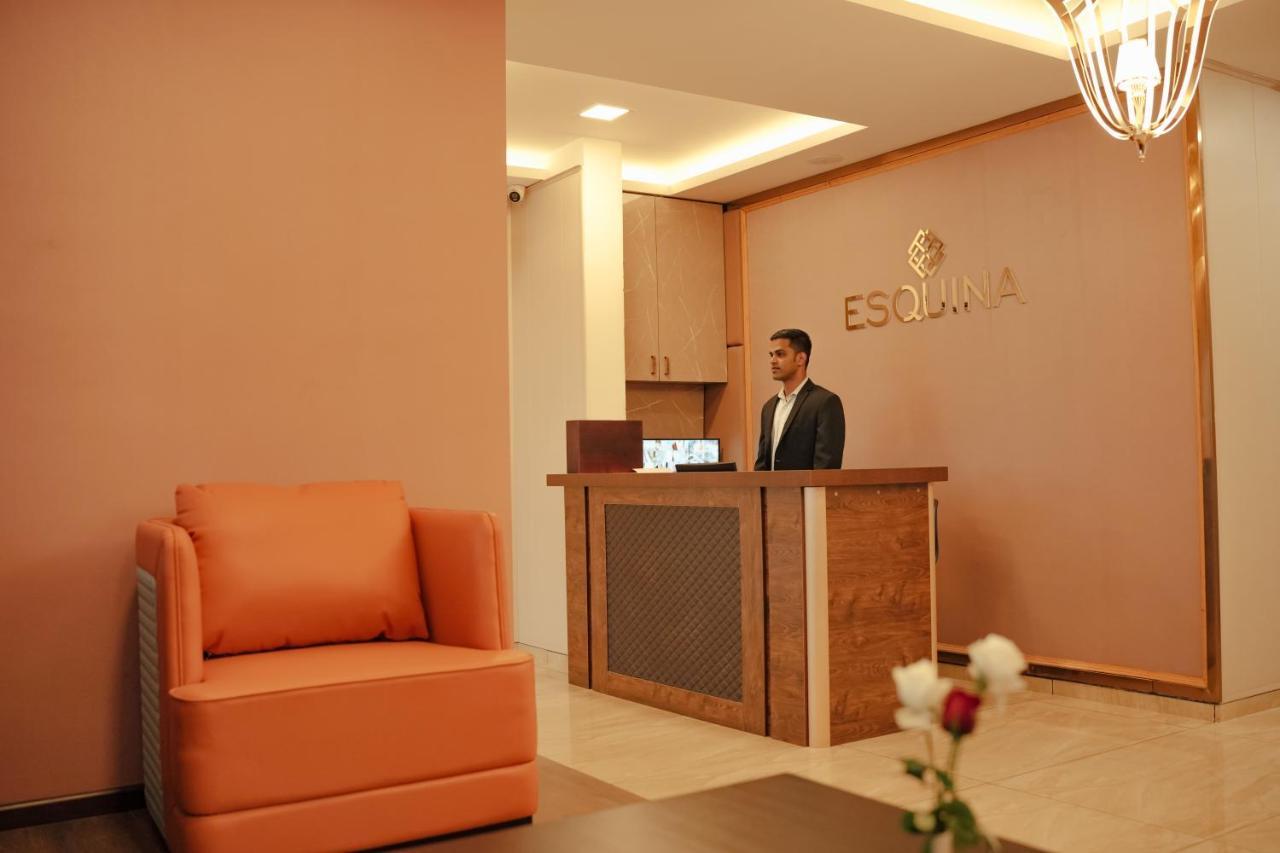 Esquina Residency Hotel Kochi Exterior photo