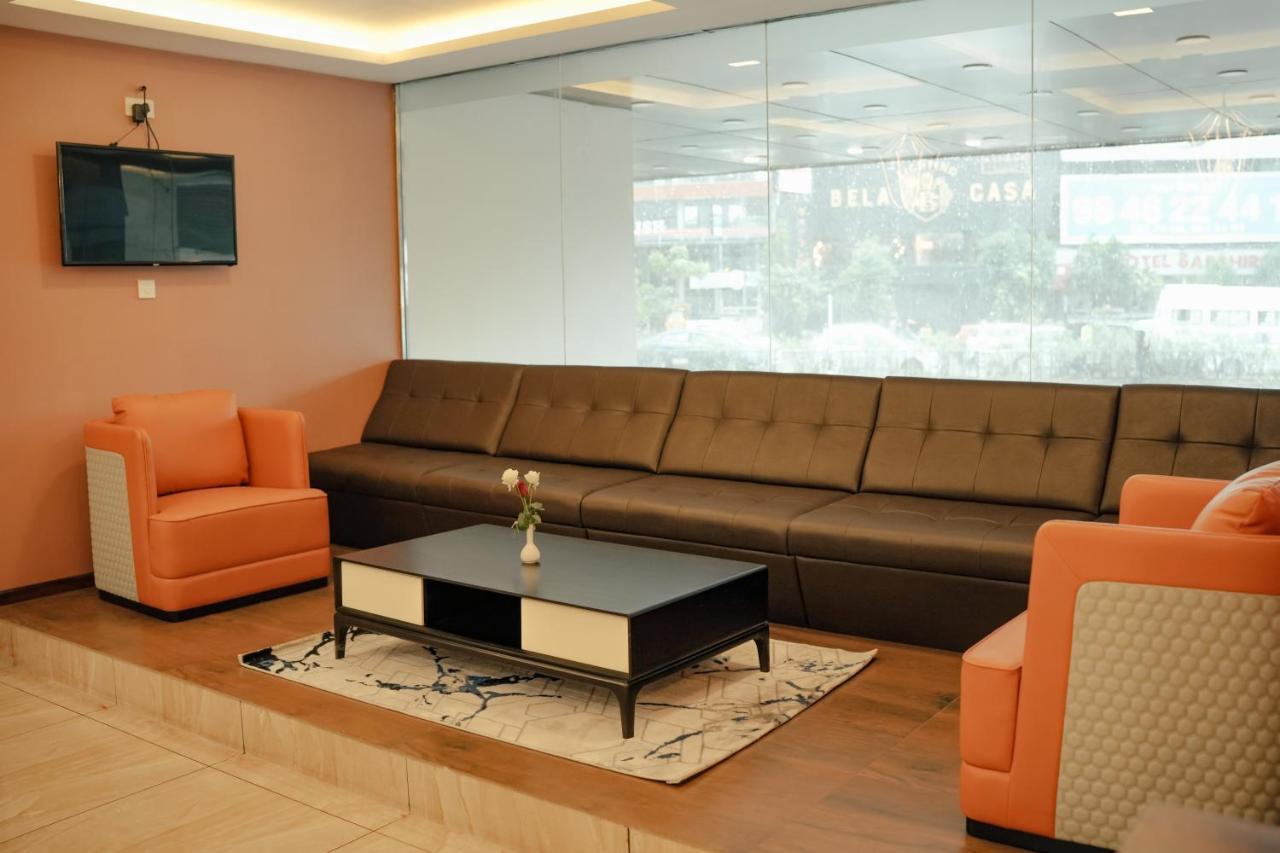 Esquina Residency Hotel Kochi Exterior photo