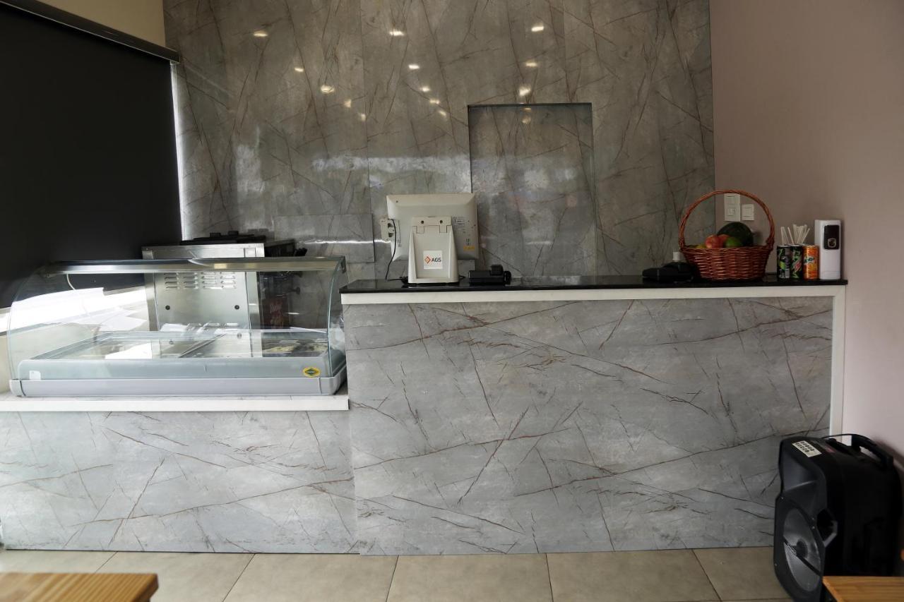 Esquina Residency Hotel Kochi Exterior photo