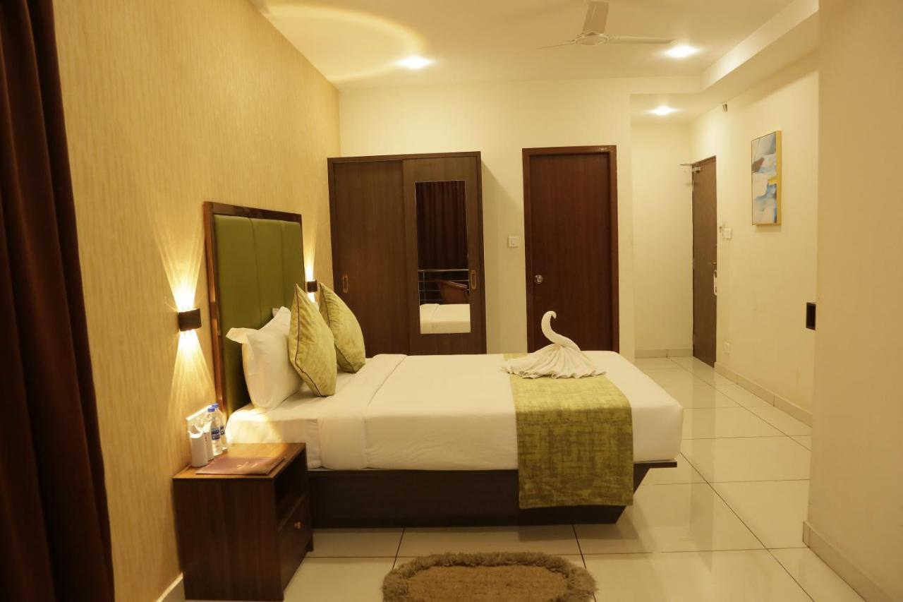 Esquina Residency Hotel Kochi Exterior photo